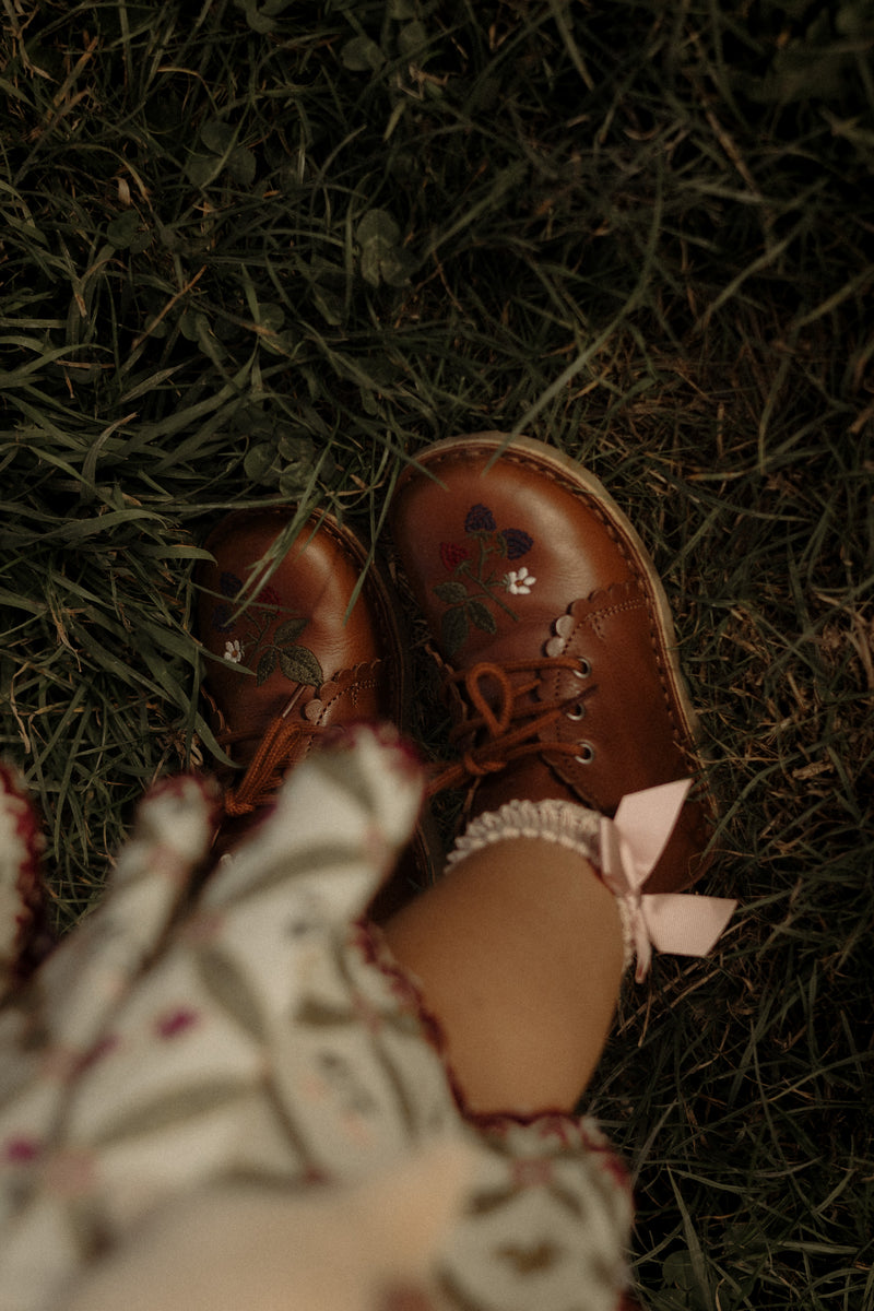 Petit Nord Blackberries Scallop Boot Low Boot Shoes Hazelnut 069