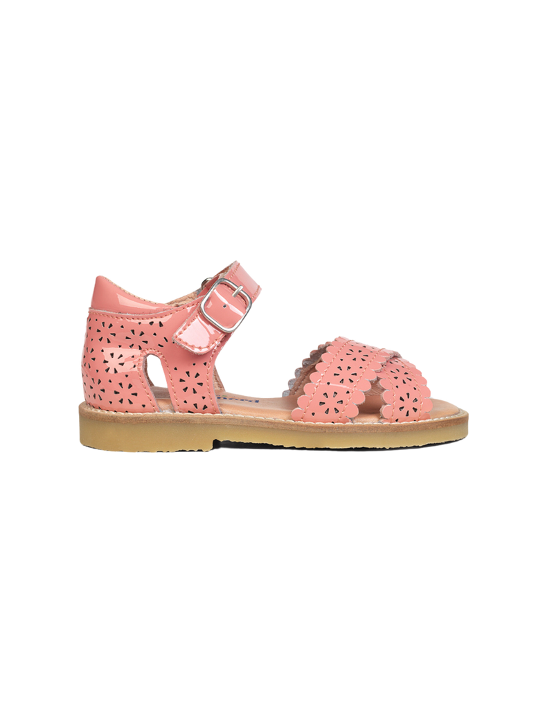 Petit Nord Crossover Scallop Flower Sandals Papaya 085