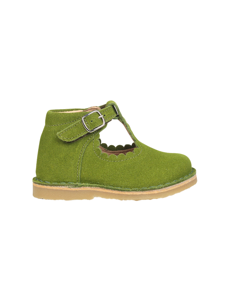 Petit Nord T-Bar Scallop T-bars and Ballerinas Grass 083