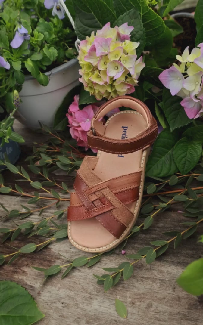 Petit Nord Evy Sandal Sandals Hazelnut 069