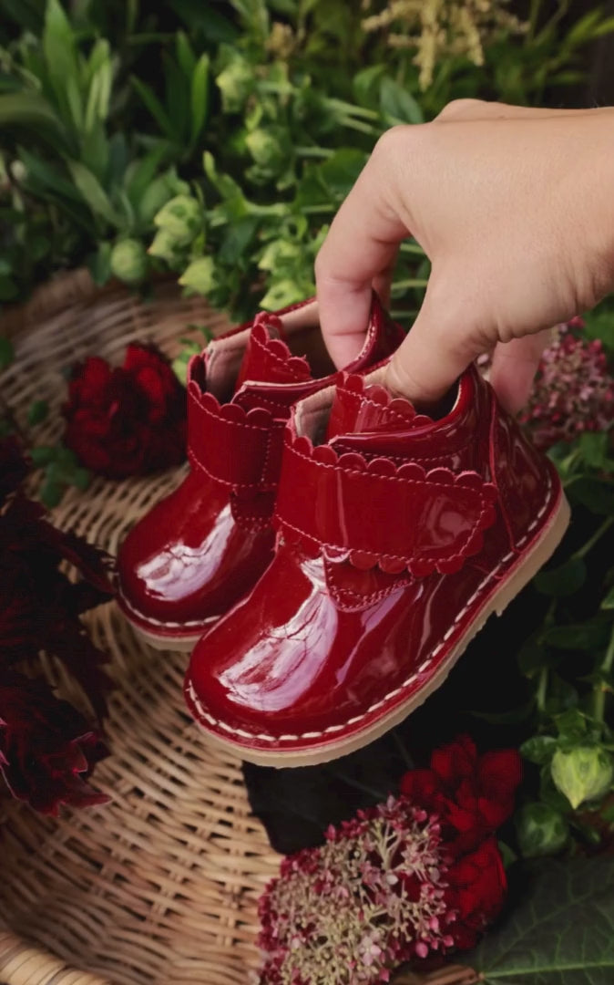 Petit Nord Scallop Velcro Boot Low Boot Shoes Cherry Patent 104